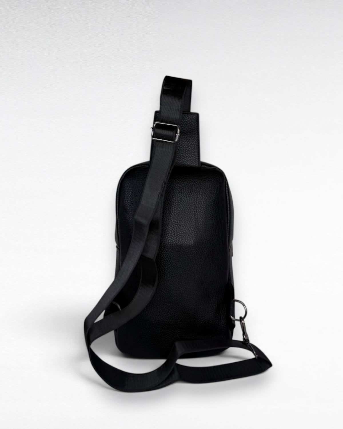 LYON BLACK CH
