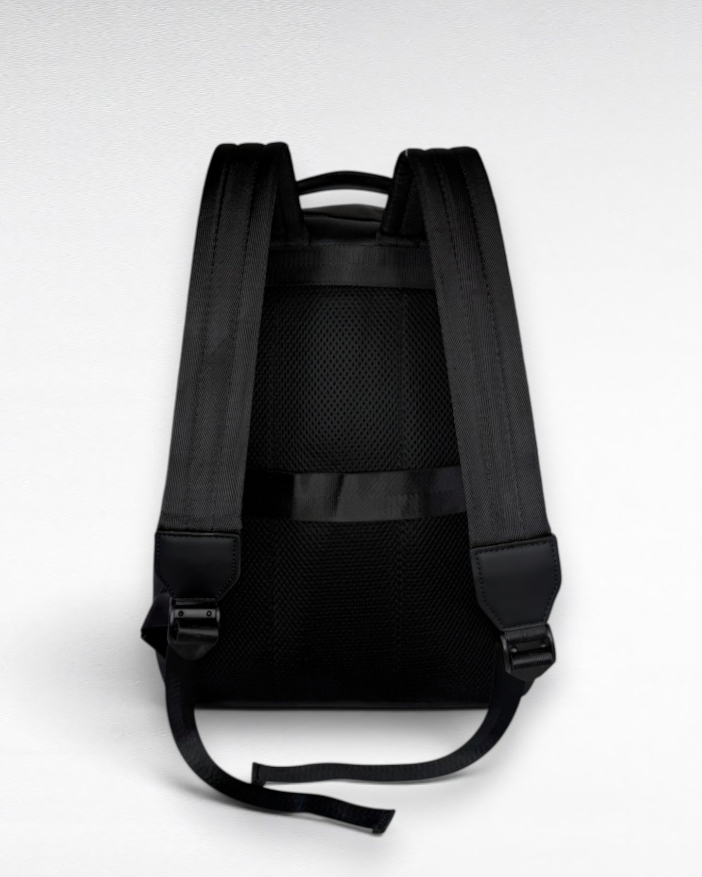 CANNES BLACK