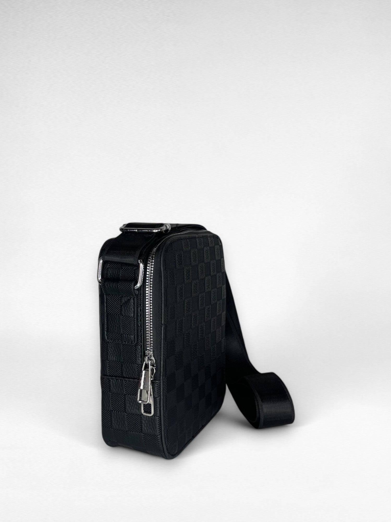 DOHA BLACK GC