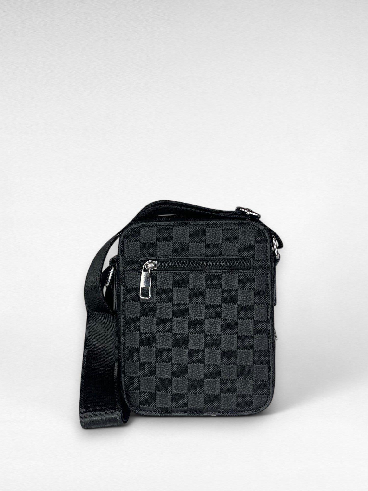 DOHA BLACK GC