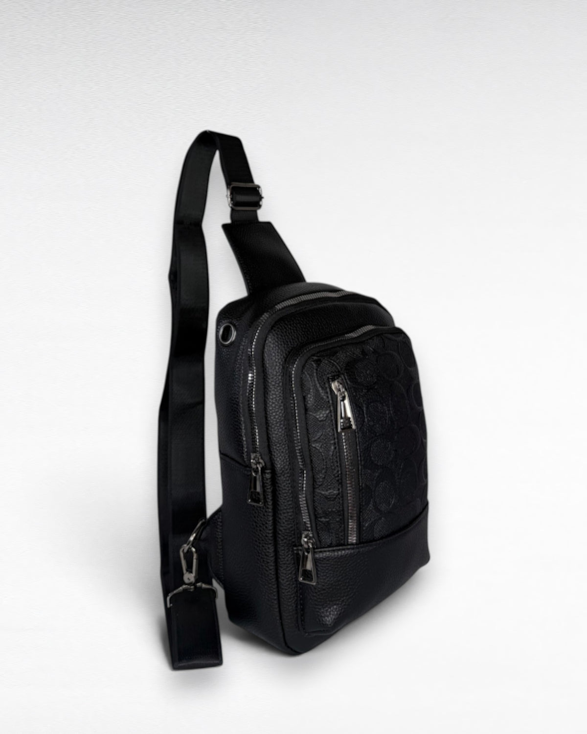 LYON BLACK CH