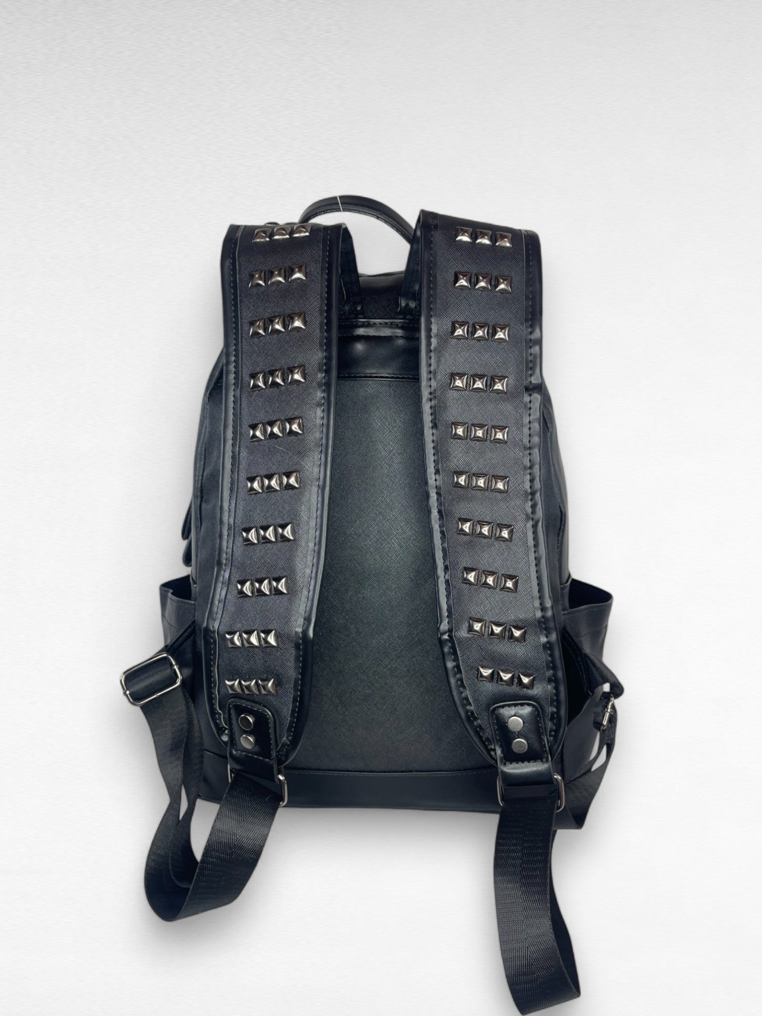NANTES BLACK