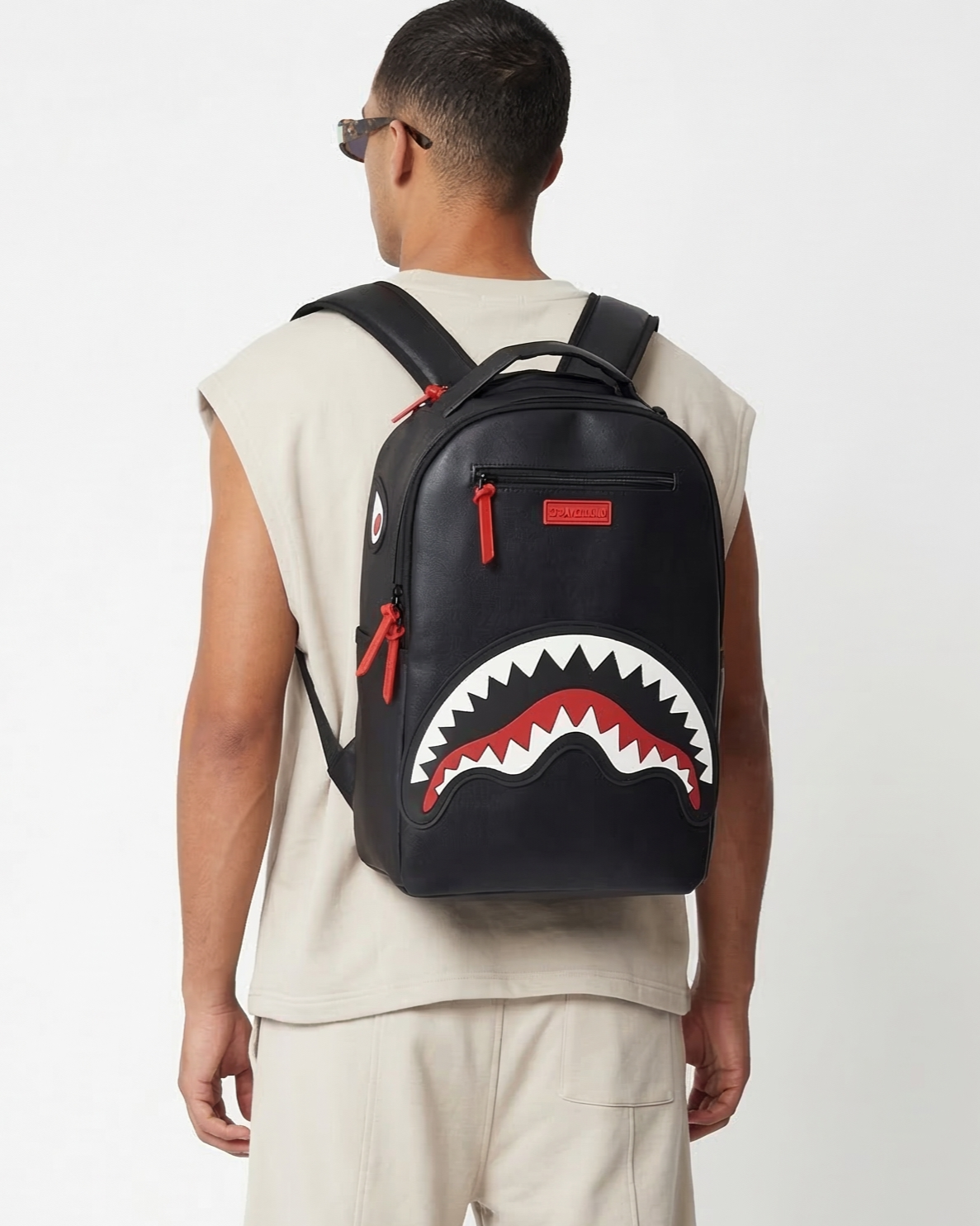 SHARK BLACK CLASSIC