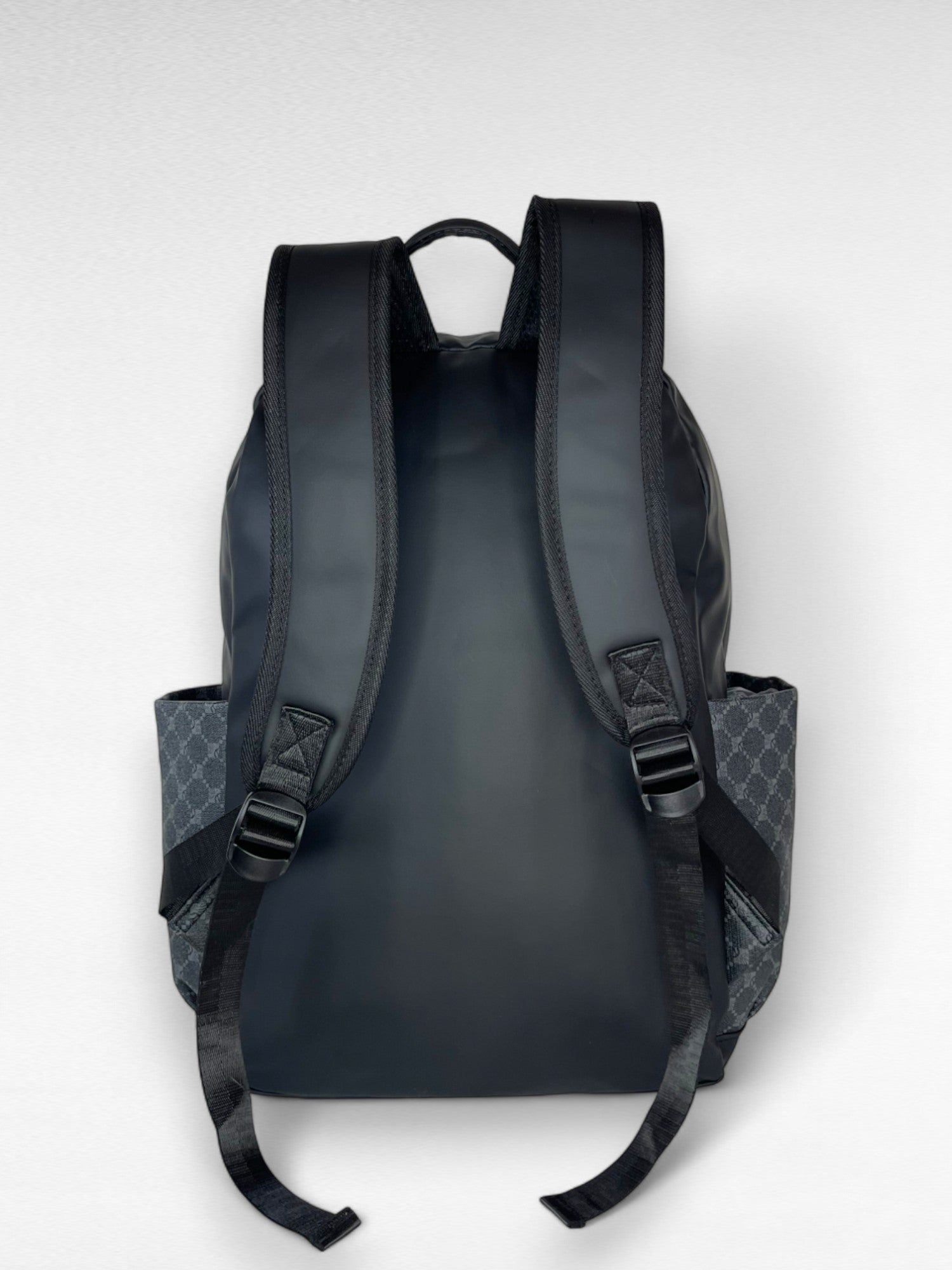 VARSOVIA BLACK