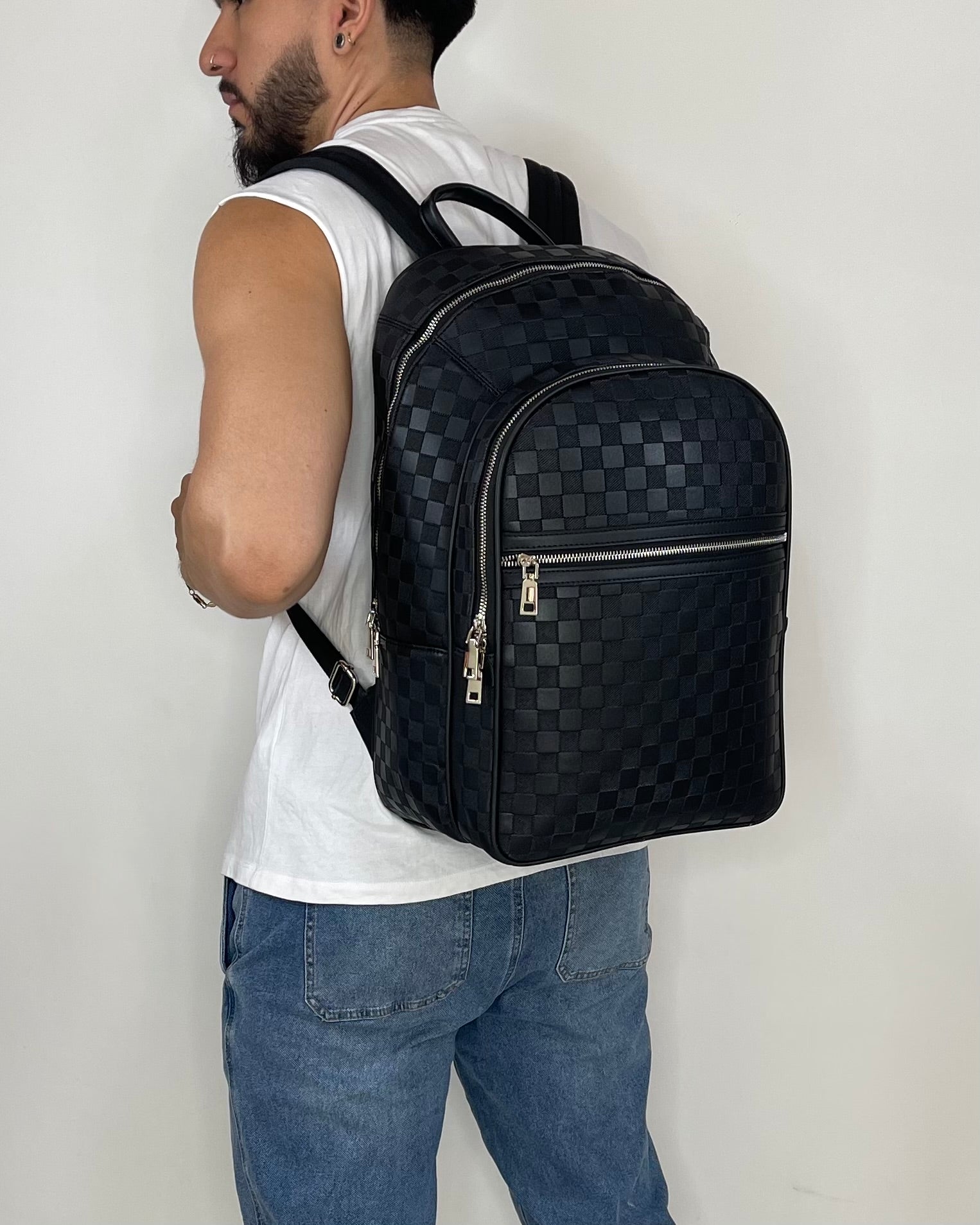 VENECIA BLACK